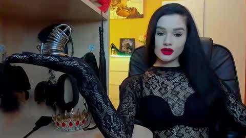 Snapshot of mistress_kristi chatting on May 24, 2026, 12:43 pm Mistress Kristi online show from May 24, 2026, 12:43 pm