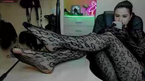 Snapshot of mistress_kristi chatting on June 9, 2026, 6:30 pm Mistress Kristi online show from June 9, 2026, 6:30 pm