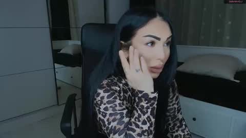 mistress_meryem online show from February 8, 2026, 10:02 pm