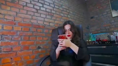 Snapshot of mistress_milana_ chatting on July 16, 2026, 9:48 am mistress_milana_ online show from July 16, 2026, 9:48 am