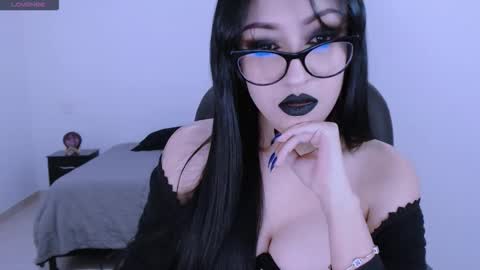 Snapshot of mistress_zafirah chatting on February 23, 2026, 1:14 am Mistress online show from February 23, 2026, 1:14 am