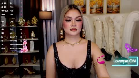 Snapshot of mistressathenna chatting on May 21, 2026, 10:17 pm mistressathenna online show from May 21, 2026, 10:17 pm