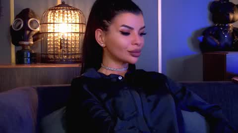 Snapshot of mistresselenia chatting on November 28, 2025, 3:47 pm Elenia online show from November 28, 2025, 3:47 pm