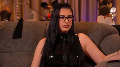 Mistress Kelly online show from January 14, 2026, 11:31 pm