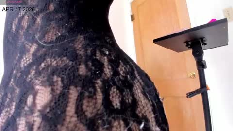 Snapshot of mistressnatti chatting on April 17, 2026, 3:48 pm Natti online show from April 17, 2026, 3:48 pm