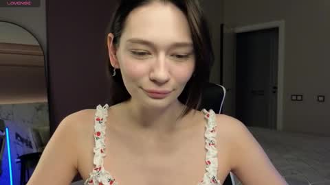 Snapshot of misty_roseee chatting on February 14, 2025, 5:19 am misty_roseee online show from February 14, 2025, 5:19 am