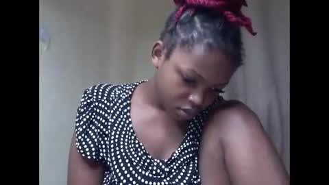 misty_shee online show from April 23, 2026, 1:13 pm