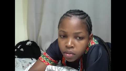 Snapshot of misty_shee chatting on May 10, 2026, 7:52 pm misty_shee online show from May 10, 2026, 7:52 pm