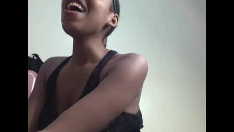 Snapshot of misty_shee chatting on May 17, 2026, 10:17 pm misty_shee online show from May 17, 2026, 10:17 pm