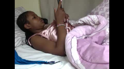 Snapshot of misty_shee chatting on May 19, 2026, 11:49 am misty_shee online show from May 19, 2026, 11:49 am