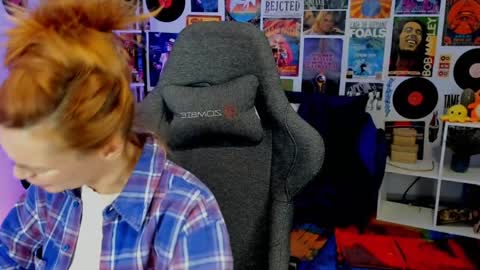 MistyBarnes NONUDE MODEL online show from December 16, 2024, 9:35 am