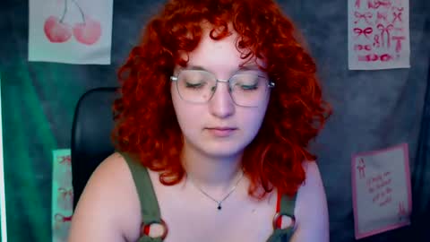 Snapshot of mistyrosee chatting on July 12, 2026, 12:18 pm Aria online show from July 12, 2026, 12:18 pm