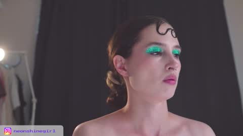 Snapshot of mita_mp4 chatting on October 1, 2025, 5:46 am Mita online show from October 1, 2025, 5:46 am