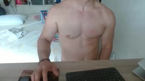 Snapshot of mitcheli chatting on January 6, 2026, 4:21 pm Onlyfans online show from January 6, 2026, 4:21 pm