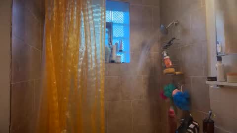 Snapshot of mitchellebunny7 chatting on December 17, 2025, 9:32 pm MichelleBunny7 online show from December 17, 2025, 9:32 pm