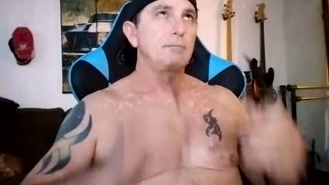 Snapshot of mitchnails69 chatting on March 12, 2025, 12:26 pm BobbyMitchGa online show from March 12, 2025, 12:26 pm