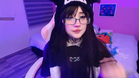  Miwa Violet  online show from May 3, 2026, 3:56 am