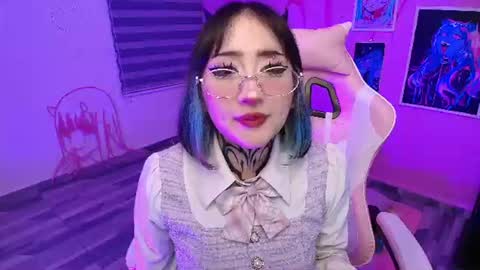 Snapshot of miwaviolet chatting on July 1, 2026, 4:03 am Miwa Violet online show from July 1, 2026, 4:03 am