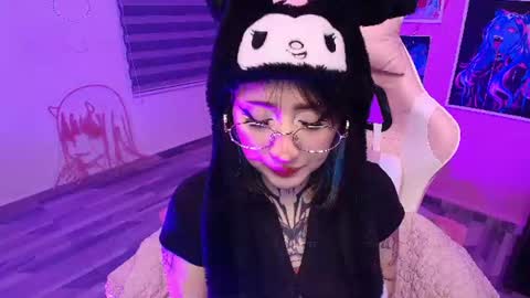 Snapshot of miwaviolet chatting on July 21, 2026, 3:09 am Miwa Violet online show from July 21, 2026, 3:09 am