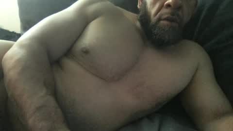 Snapshot of mixboi11 chatting on July 6, 2026, 12:40 am mixboi11 online show from July 6, 2026, 12:40 am