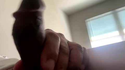 Snapshot of mixed7up chatting on October 19, 2025, 6:19 pm mixed7up online show from October 19, 2025, 6:19 pm