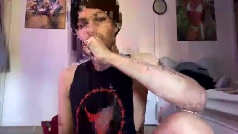 Snapshot of mixxychocolate chatting on February 16, 2025, 9:27 pm Deanthony online show from February 16, 2025, 9:27 pm