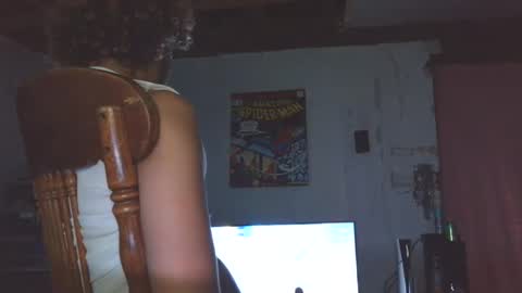 Snapshot of mixxychocolate chatting on October 2, 2025, 12:06 am Deanthony online show from October 2, 2025, 12:06 am