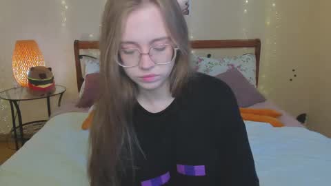 Snapshot of miya_soft chatting on May 14, 2026, 1:45 am Miya online show from May 14, 2026, 1:45 am