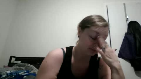 miztrezk online show from December 23, 2025, 3:26 am