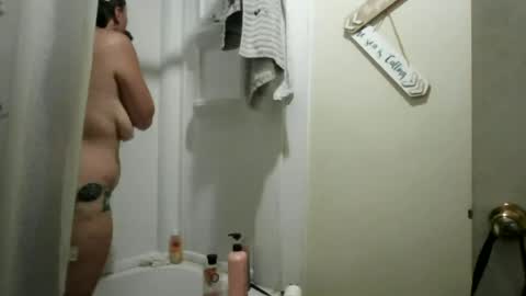 Snapshot of miztrezk chatting on June 20, 2026, 10:56 pm miztrezk online show from June 20, 2026, 10:56 pm