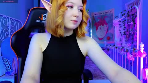 Snapshot of mizukinoyoru chatting on February 16, 2025, 9:05 pm Mizuki online show from February 16, 2025, 9:05 pm