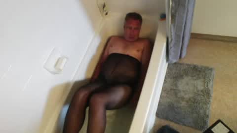 mjeffrey460699861 online show from June 16, 2026, 6:10 pm