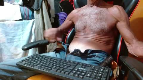 Snapshot of mjmadurengue chatting on January 28, 2025, 2:00 am Mario jose online show from January 28, 2025, 2:00 am