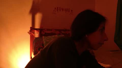 MoonLipson online show from November 6, 2025, 10:54 pm