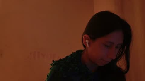 MoonLipson online show from July 21, 2026, 12:57 am