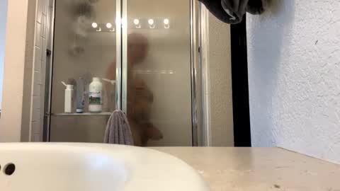 mmartinez7 online show from November 1, 2025, 8:00 pm