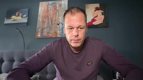 mme4you online show from October 15, 2025, 10:59 am