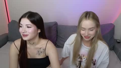 Snapshot of mmkakpoxyi22 chatting on January 7, 2025, 12:55 am alice and ray online show from January 7, 2025, 12:55 am