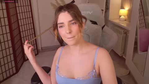 Michaela online show from February 19, 2026, 2:02 pm