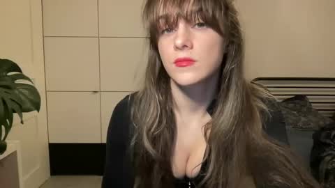 Snapshot of mmminnie chatting on February 24, 2025, 5:09 pm mmminnie online show from February 24, 2025, 5:09 pm