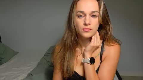 Snapshot of mmminnie chatting on November 3, 2025, 5:47 pm mmminnie online show from November 3, 2025, 5:47 pm