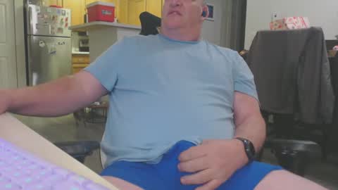 Snapshot of mmmthatsfunnn chatting on December 19, 2024, 2:56 am mmmthatsfunnn online show from December 19, 2024, 2:56 am