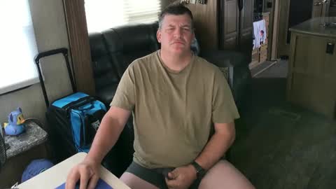 Snapshot of mmmthatsfunnn chatting on September 19, 2025, 9:37 pm mmmthatsfunnn online show from September 19, 2025, 9:37 pm