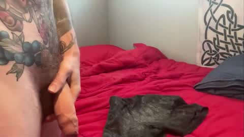 MNTuiLa online show from February 21, 2026, 2:18 pm