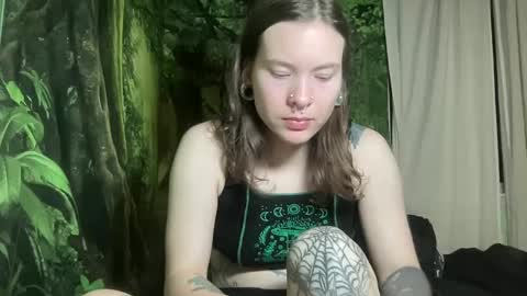 Snapshot of mo0n_goddess chatting on January 10, 2025, 11:11 am Misty online show from January 10, 2025, 11:11 am