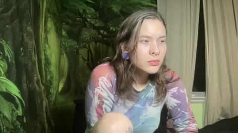 Snapshot of mo0n_goddess chatting on January 25, 2025, 8:42 am Misty online show from January 25, 2025, 8:42 am