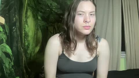 Snapshot of mo0n_goddess chatting on February 21, 2025, 3:23 am Misty online show from February 21, 2025, 3:23 am