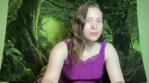 Snapshot of mo0n_goddess chatting on July 7, 2026, 7:23 am Misty online show from July 7, 2026, 7:23 am