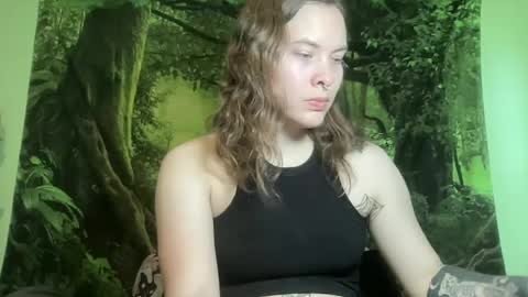 Snapshot of mo0n_goddess chatting on July 20, 2026, 1:31 am Misty online show from July 20, 2026, 1:31 am