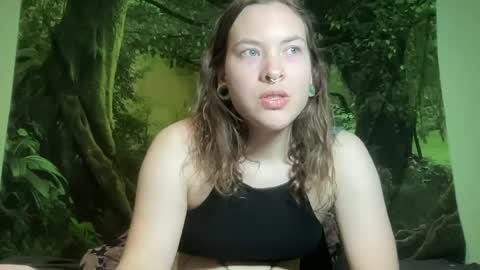 Snapshot of mo0n_goddess chatting on July 31, 2026, 5:07 am Misty online show from July 31, 2026, 5:07 am